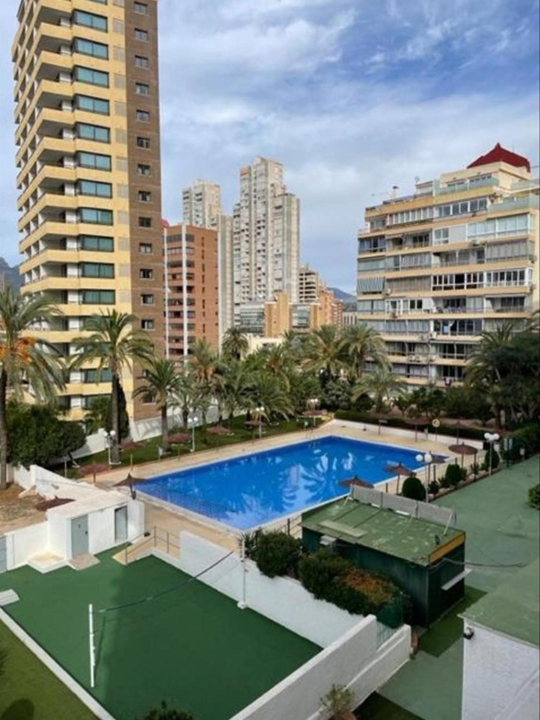 Happy Loix Wifi Aa Garage Pool Apartment Benidorm Exterior foto