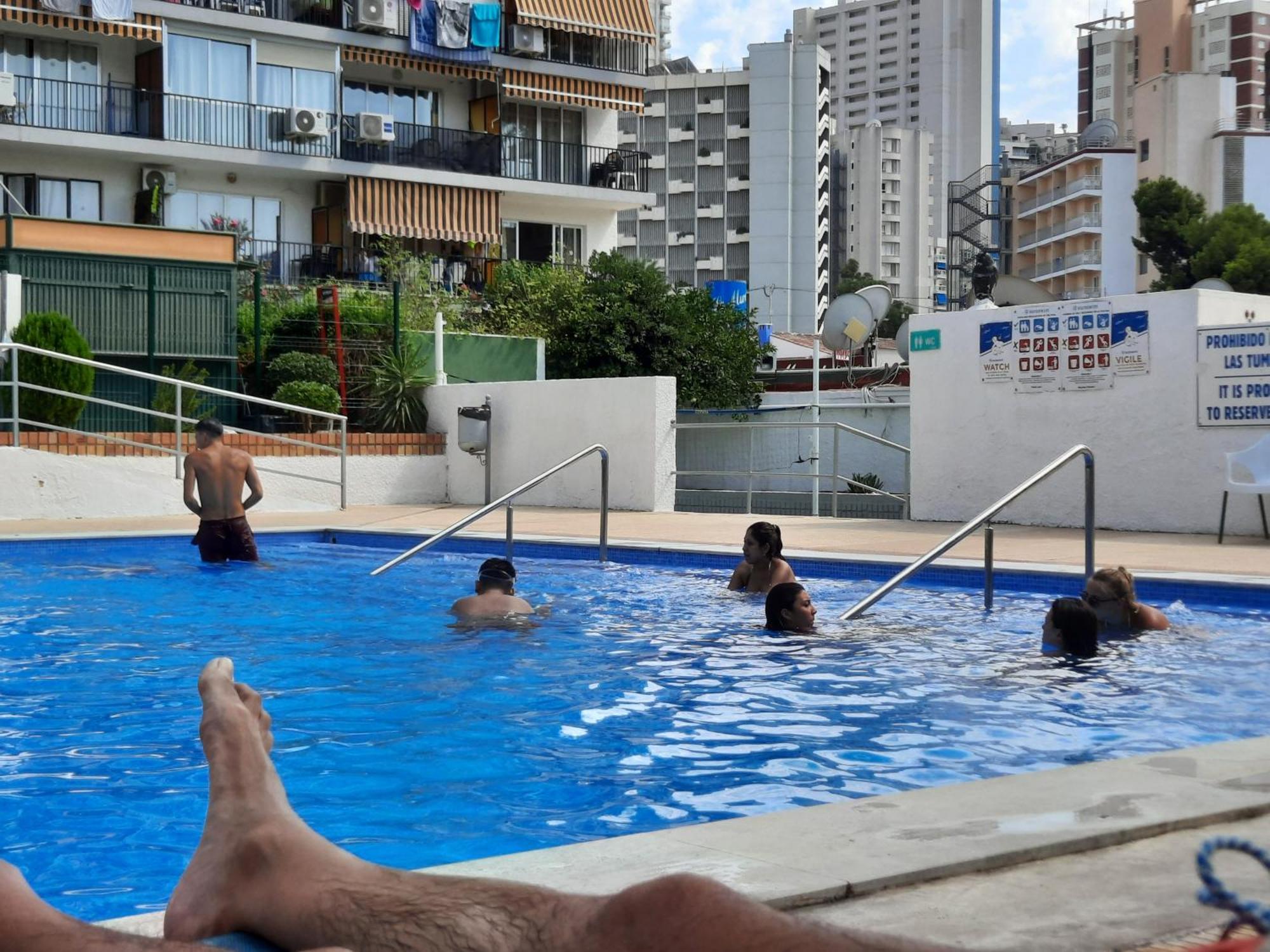 Happy Loix Wifi Aa Garage Pool Apartment Benidorm Exterior foto