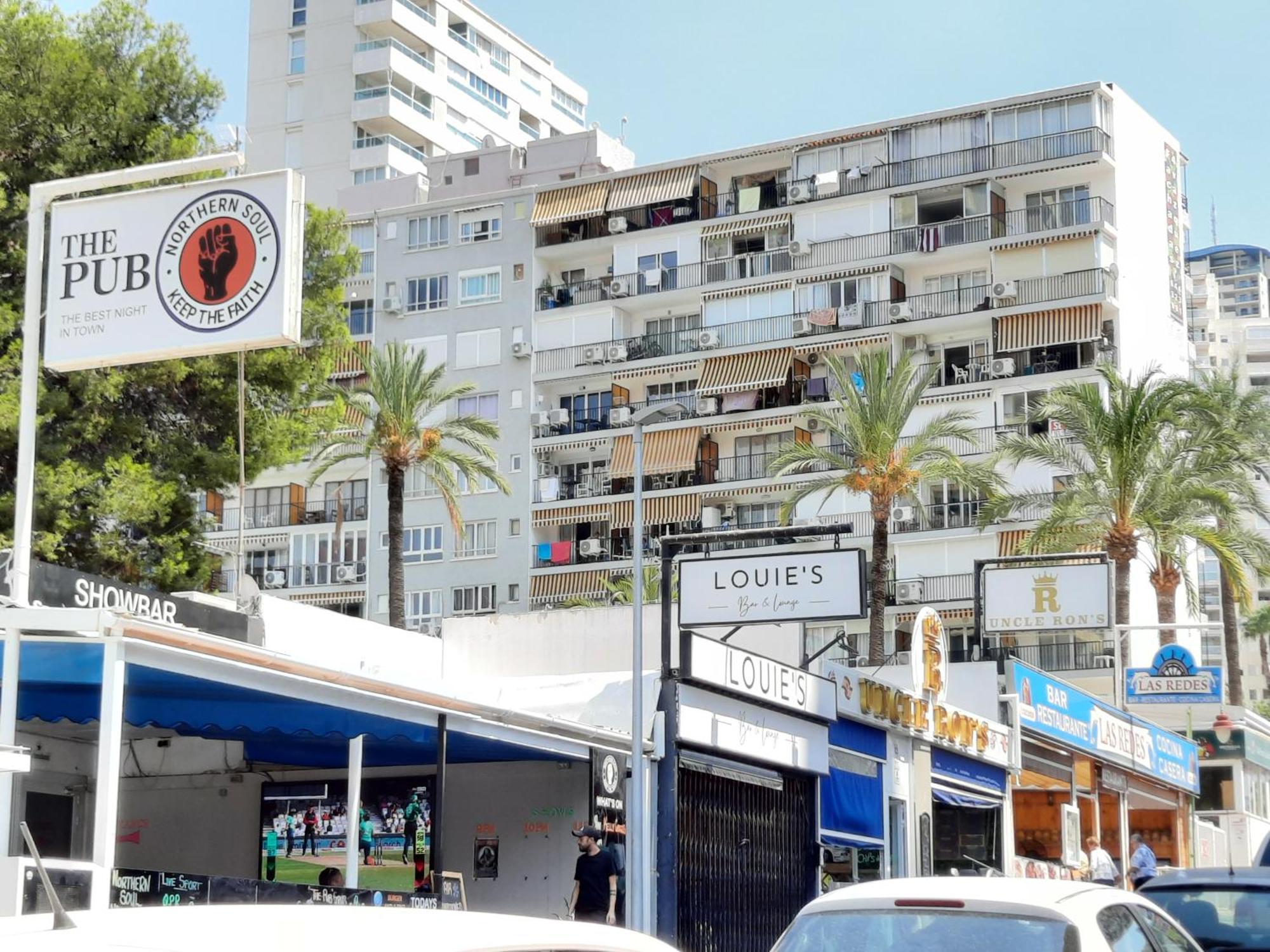Happy Loix Wifi Aa Garage Pool Apartment Benidorm Exterior foto